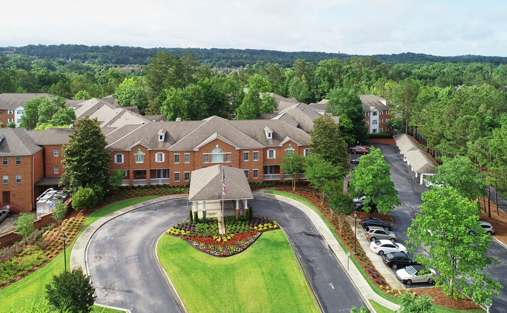 Aerial view of the front drive at Galleria Woods senior living community